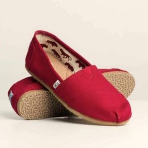 *SOLD* Toms Red slide on's